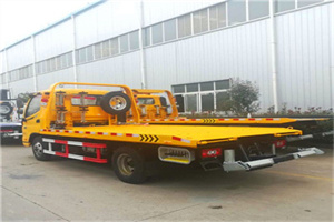 双桥区附近拖车救援搭电